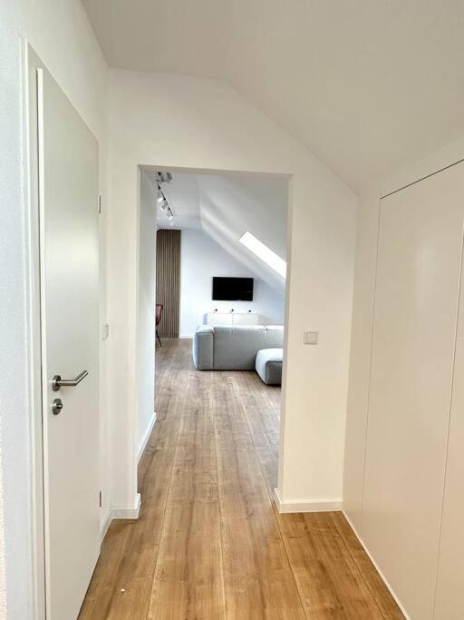 Stylisches Apartment In Zentraler Lage - Mit Klima カールスルーエ エクステリア 写真